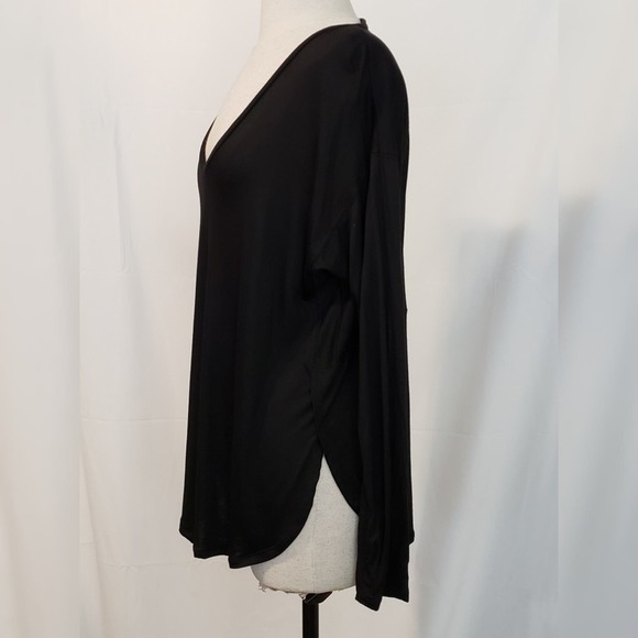 Madewell Shirt Womens Medium High Low Hem Black V Neck Side Slit Long Sleeve Top - Picture 3 of 4